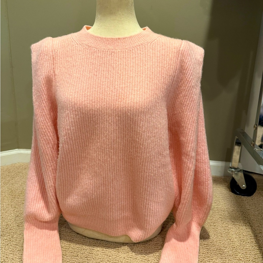 Comfy soft sweater in soft pink with puff sleeve